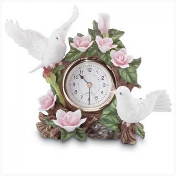 Porcelain doves & flowers quartz clock