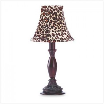 Antique mahogany safari lamp Antique mahogany safari lamp